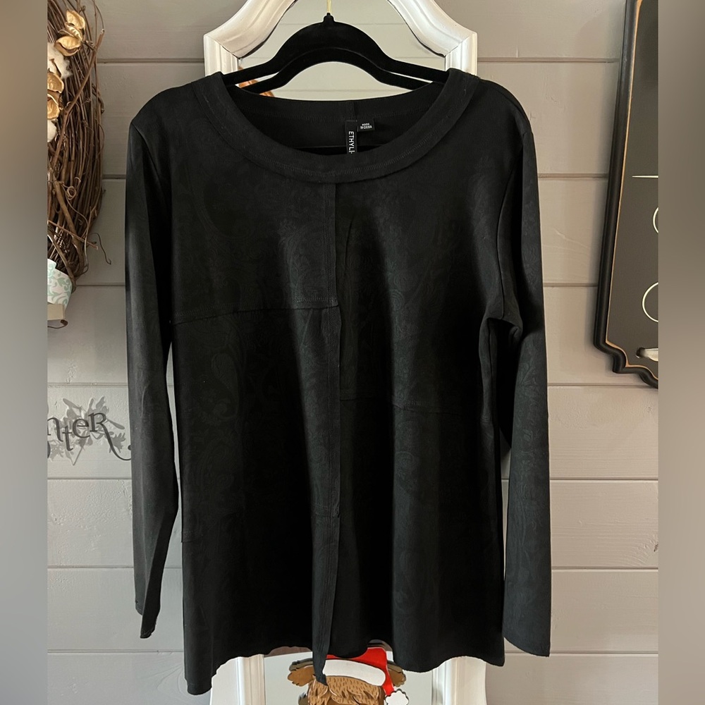 Elegant Black Long Sleeve Top